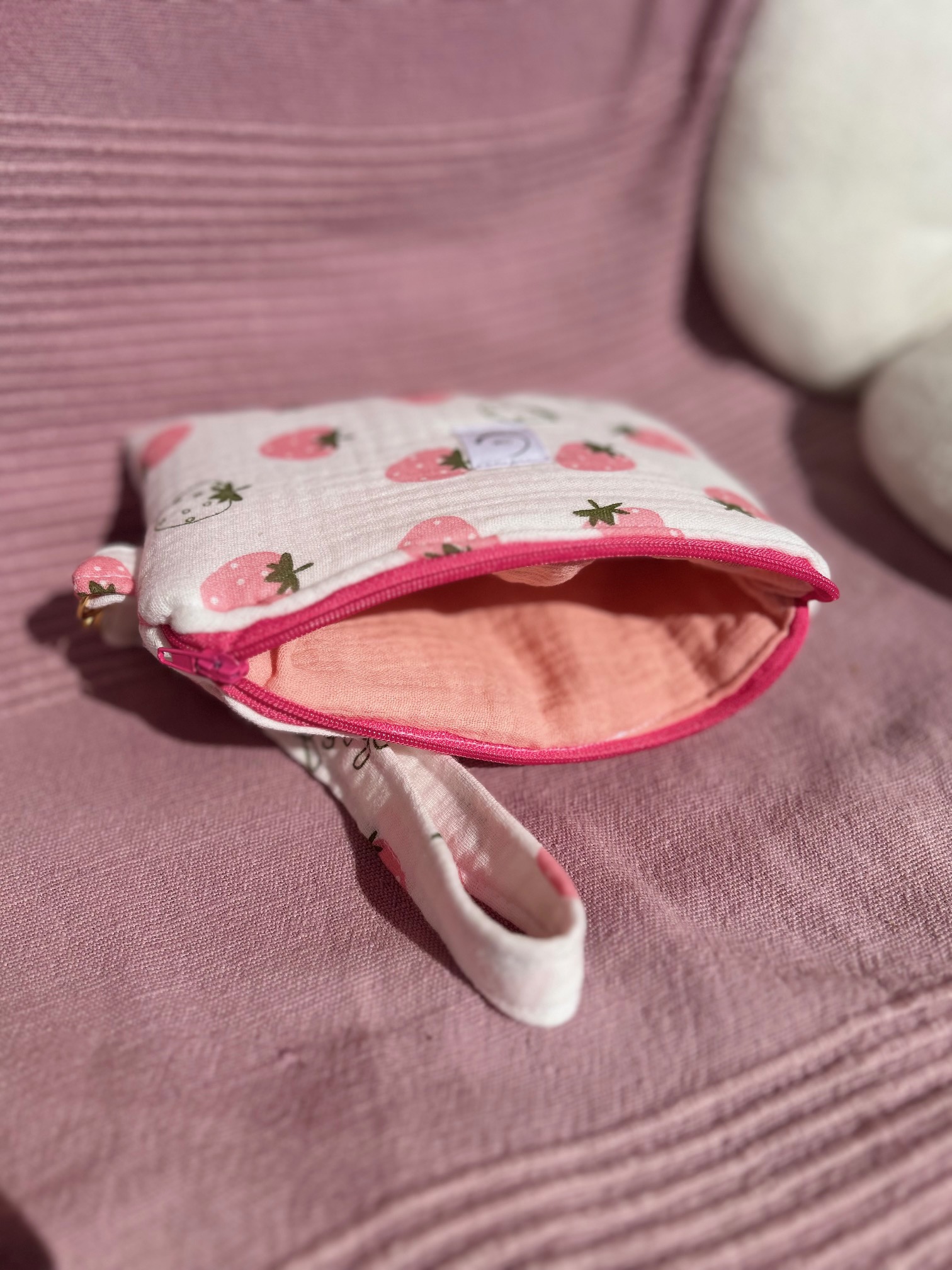 Trousse blanche à fraise – Image 2
